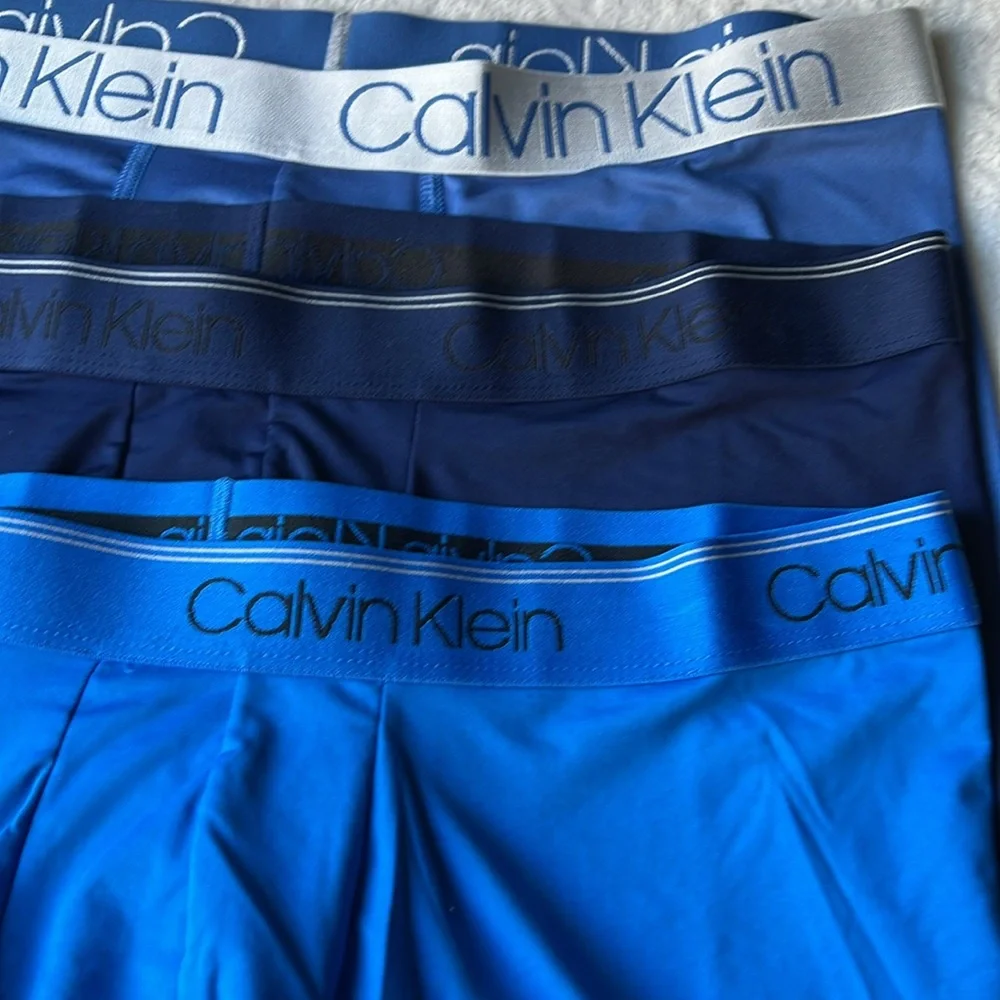 Calvin Klein Men's Blue Gradient Boxer Briefs - 3 Pack